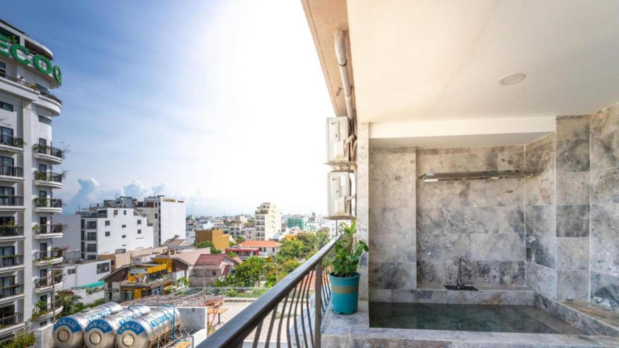 Taian Hotel & Apartment Da Nang Exterior photo